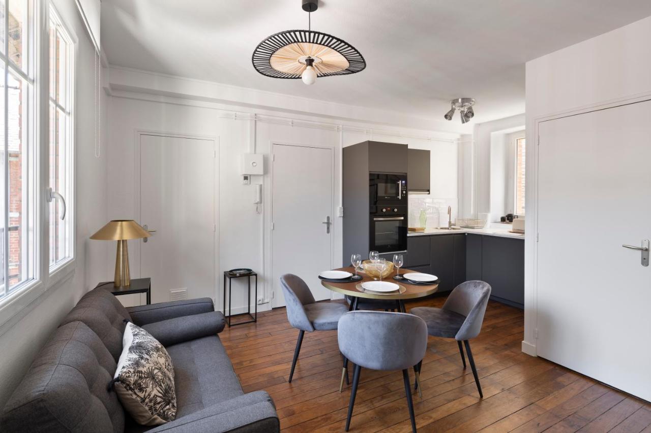 Le Carre Sainte-Anne - Appt En Plein Centre Historique Apartment แรนส์ ภายนอก รูปภาพ