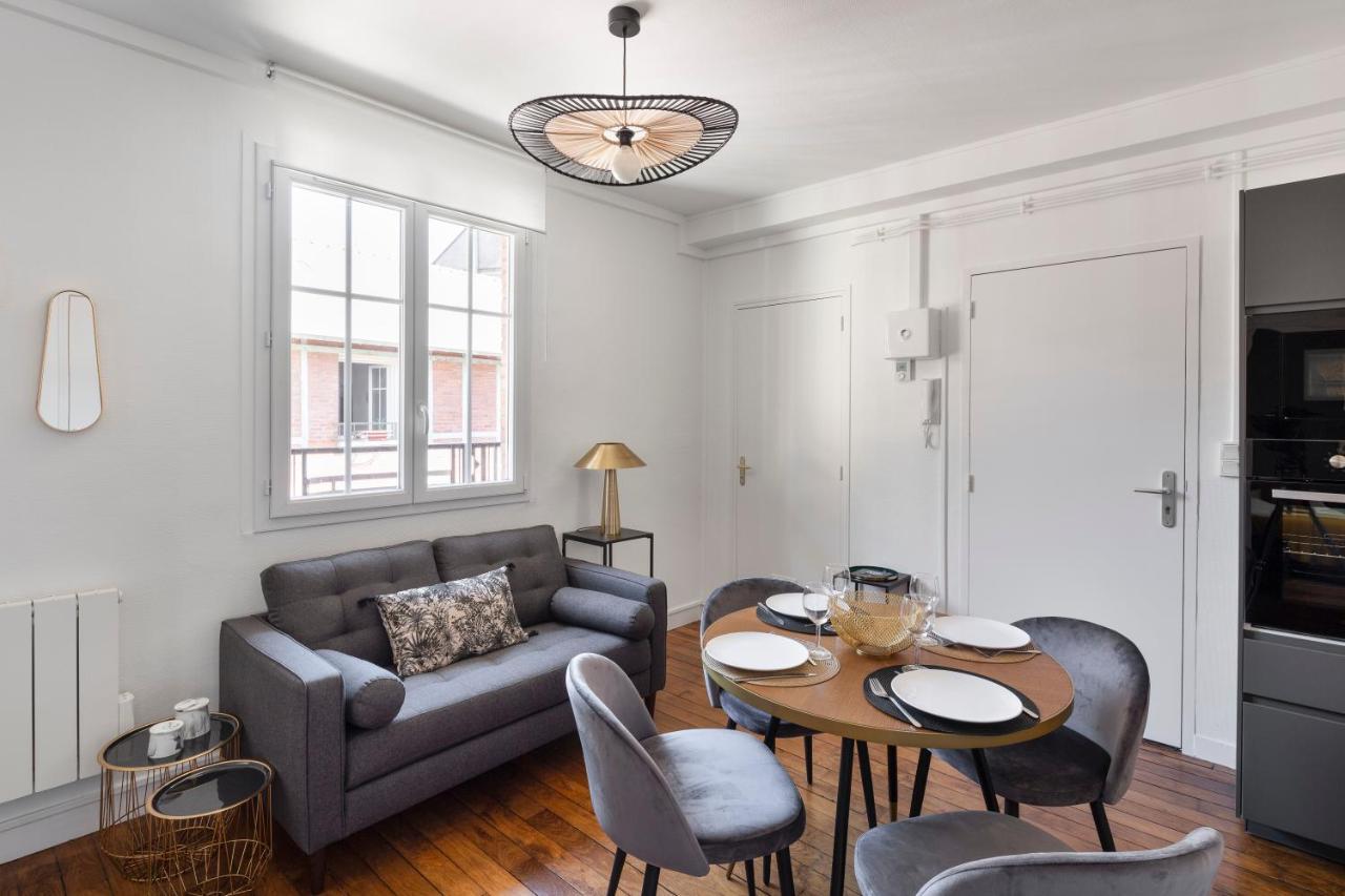 Le Carre Sainte-Anne - Appt En Plein Centre Historique Apartment แรนส์ ภายนอก รูปภาพ